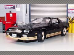 CHEVROLET CAMARO Z28 ~ 1985 ~ BLACK | 1:18 Diecast Model Car