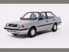 VOLVO 360 ~ 1987 | 1:18 Diecast Model Car