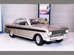 FORD FALCON ~ 1964 | 1:18 Diecast Model Car