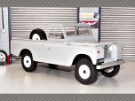 LAND ROVER 109 PICK UP SERIES 2 1959 | 1:18 Diecast Model Car