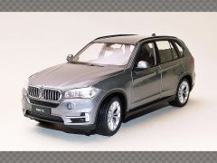 BMW X5 (F15) | 1:24 Diecast Model Car